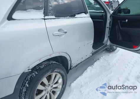 2011 Kia Sorento Lx V6 from USA, damaged, VIN 5XYKTDA25BG065835